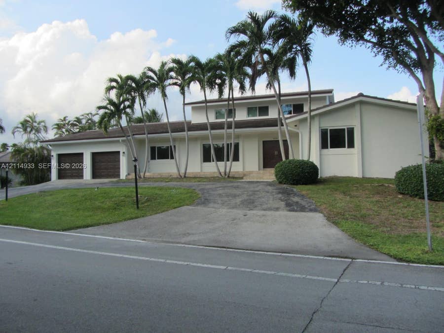 Property photo for 1001 Bella Vista Avenue, Coral Gables, FL