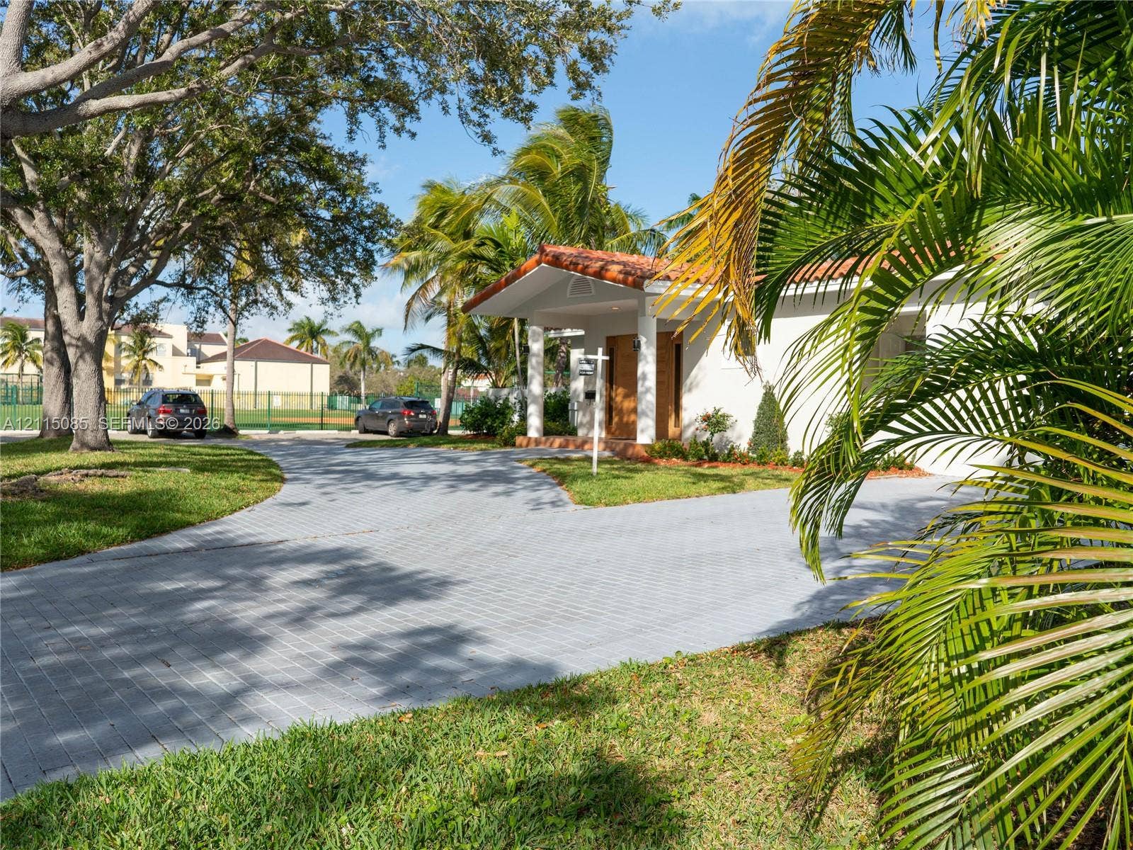663 Woodcrest Road, Key Biscayne, Key Biscayne, FL 33149 Photo 4
