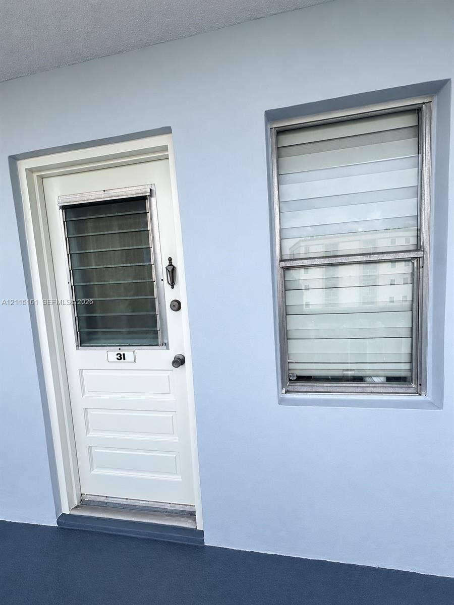 Dania, Dania Beach, FL 33004 Photo 4