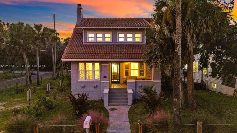 Property photo for 110 S Peninsula, New Smyrna Beach, FL