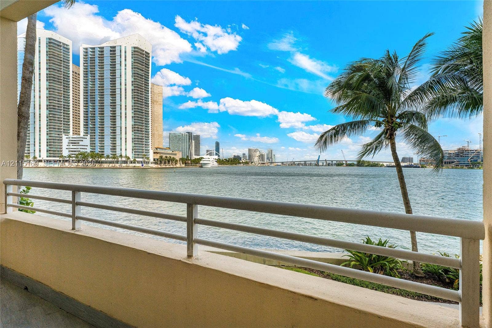848 Brickell Key Drive, #204, Miami, FL 33131 Photo 29