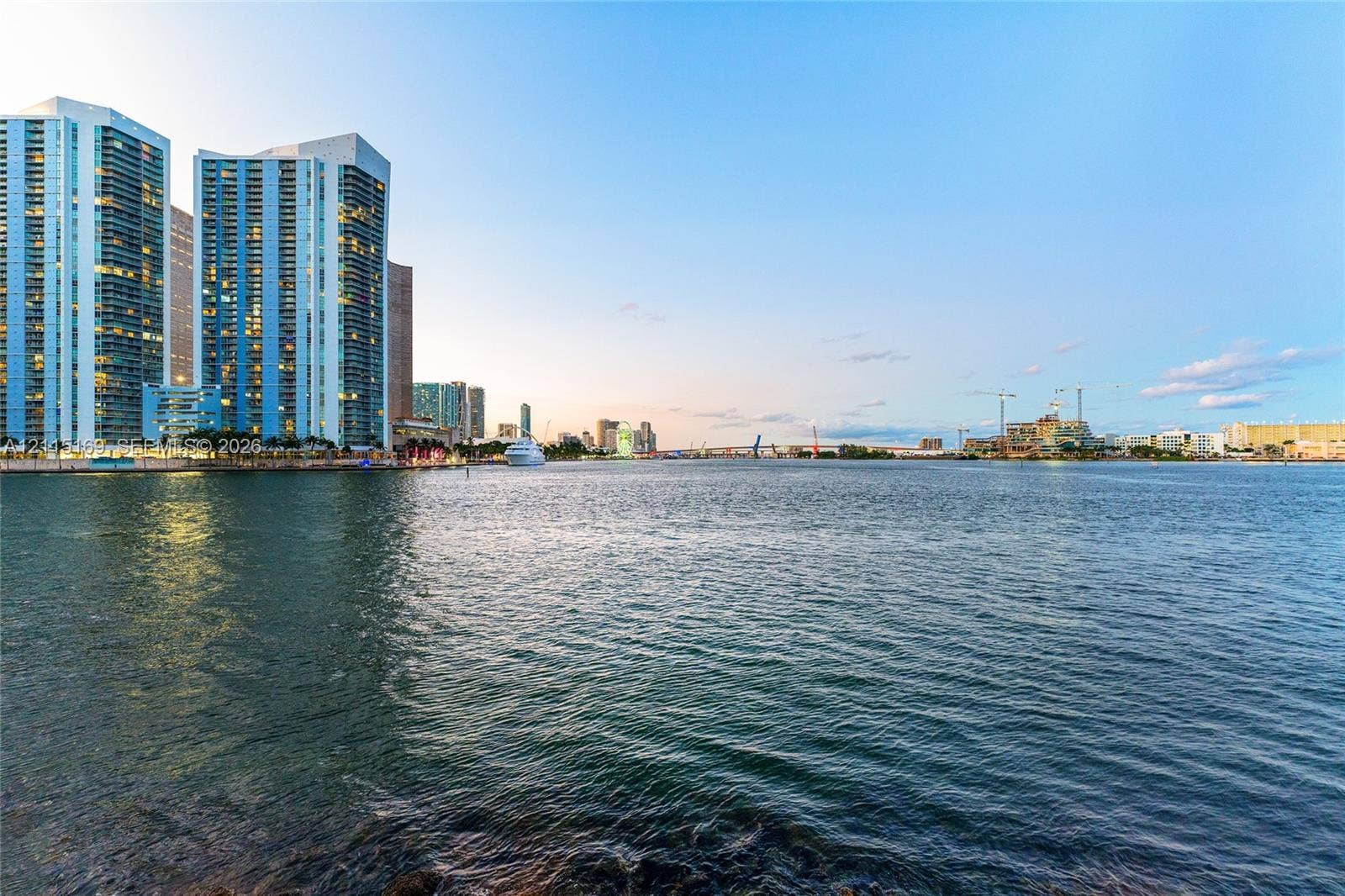 848 Brickell Key Drive, #204, Miami, FL 33131 Photo 13