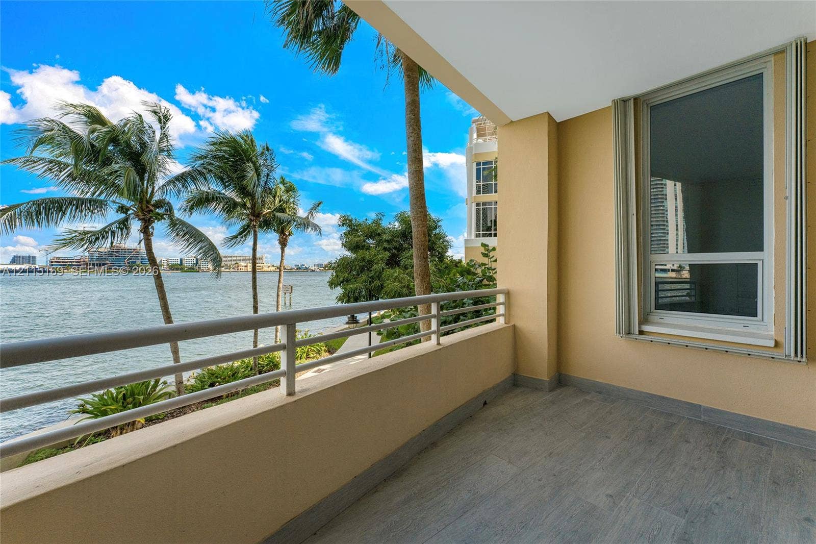 848 Brickell Key Drive, #204, Miami, FL 33131 Photo 28