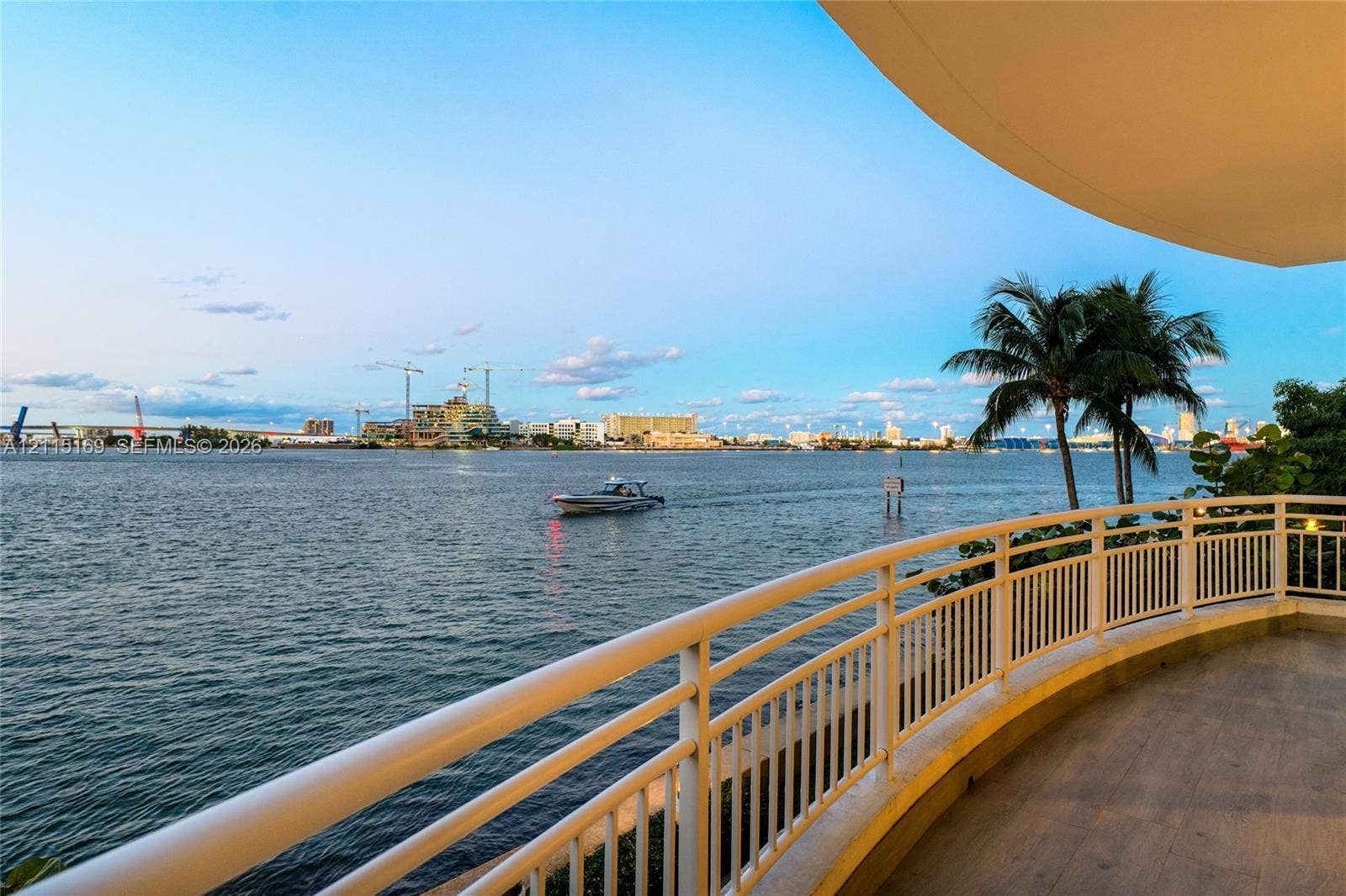 848 Brickell Key Drive, #204, Miami, FL 33131 Photo 12