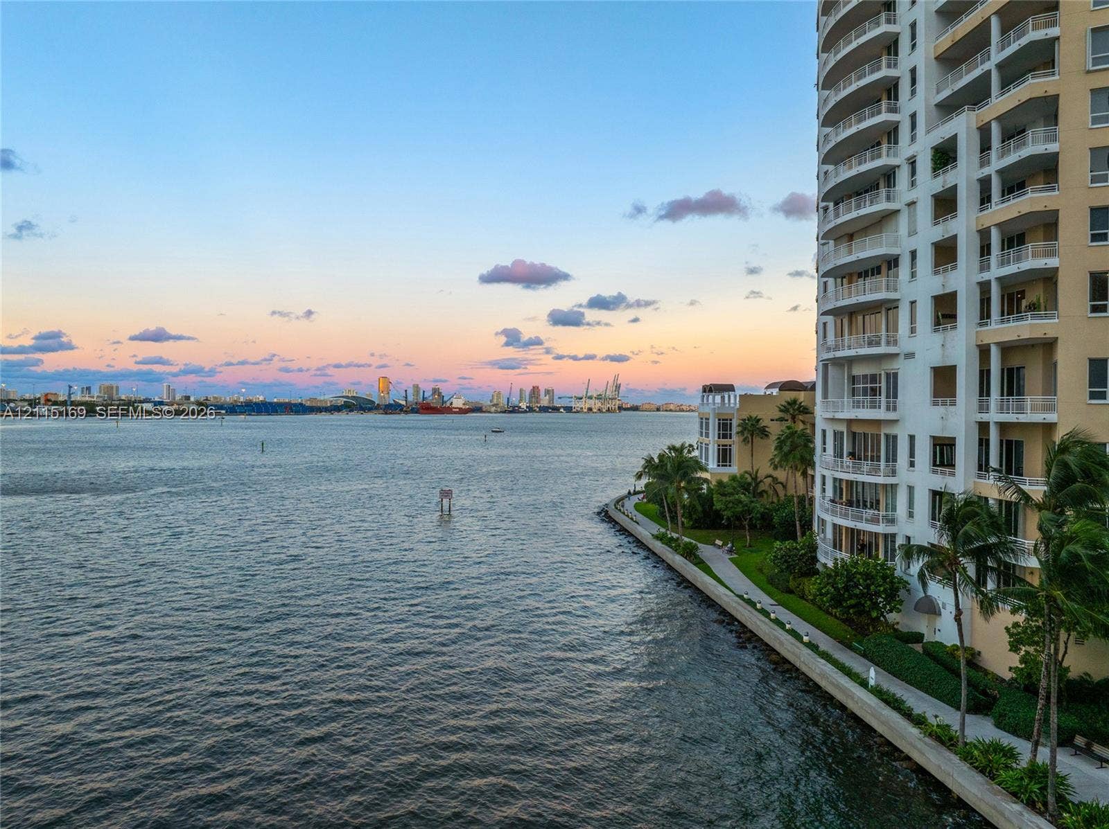 848 Brickell Key Drive, #204, Miami, FL 33131 Photo 49