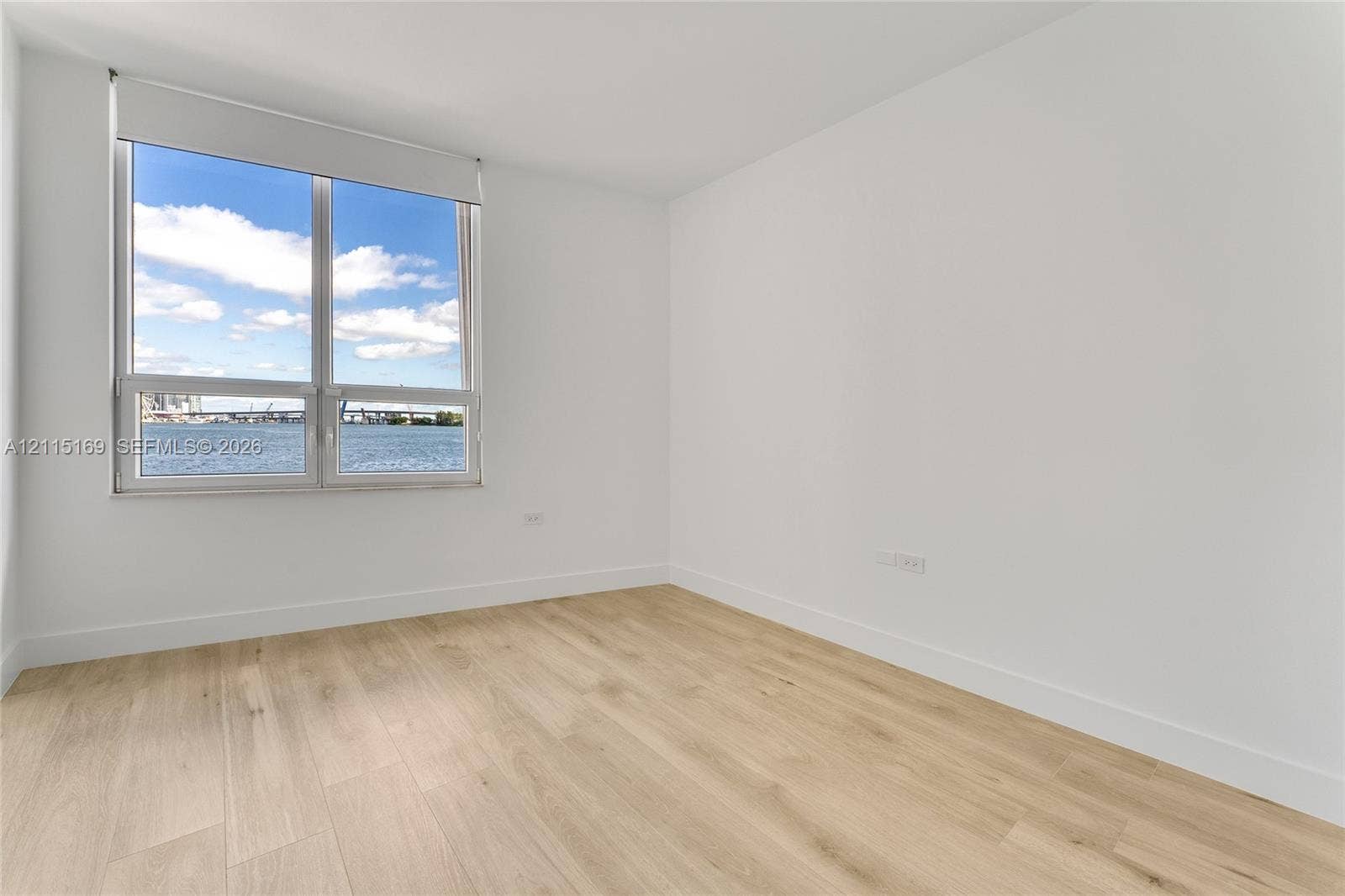 848 Brickell Key Drive, #204, Miami, FL 33131 Photo 39