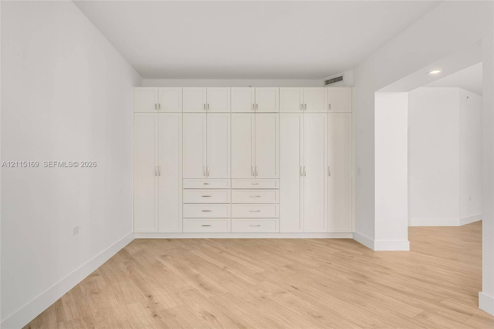 848 Brickell Key Drive, #204, Miami, FL 33131 Photo 26