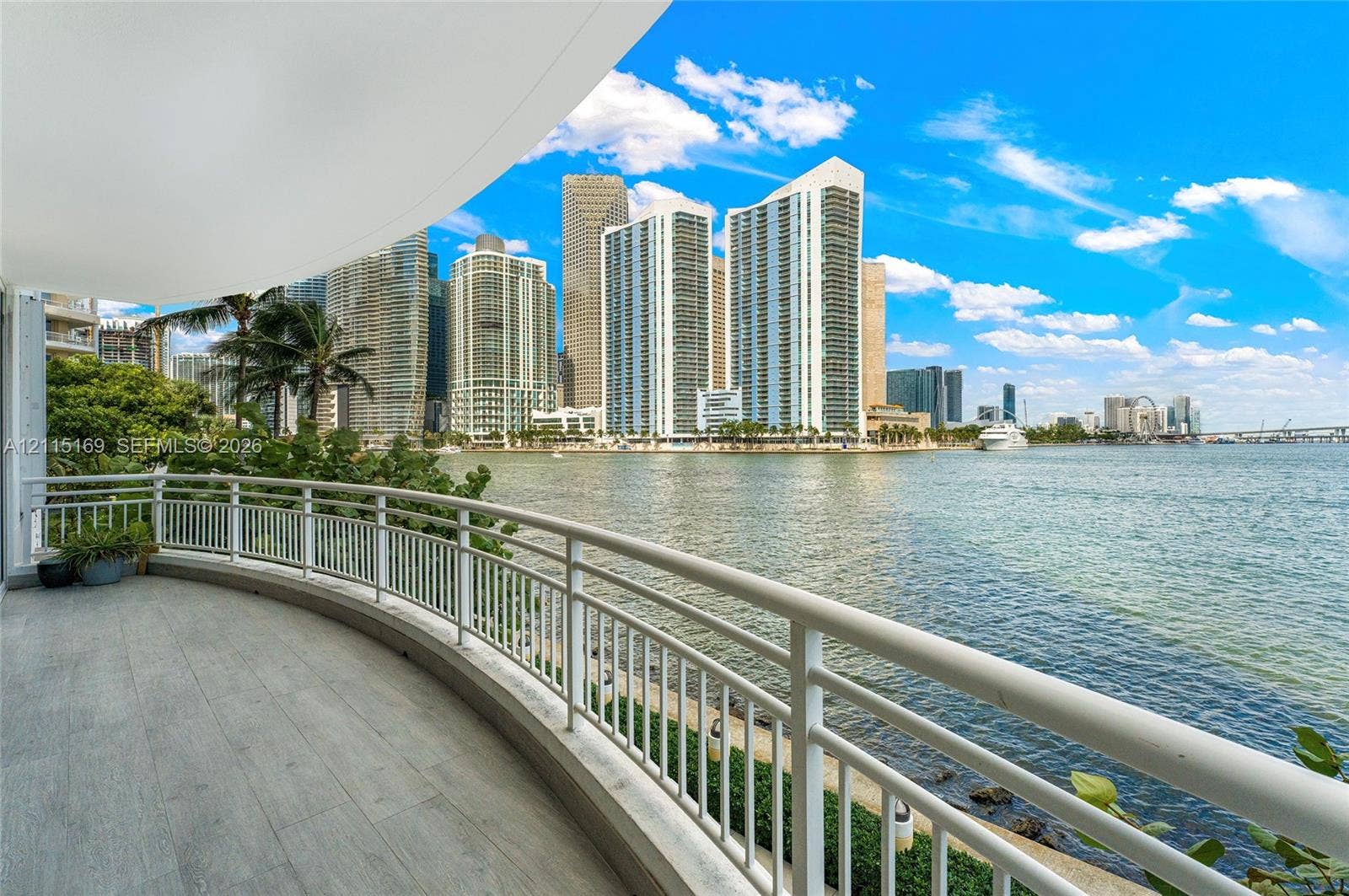 848 Brickell Key Drive, #204, Miami, FL 33131 Photo 9
