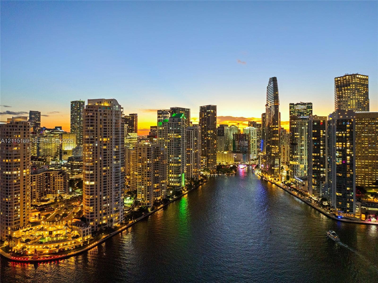 848 Brickell Key Drive, #204, Miami, FL 33131 Photo 8