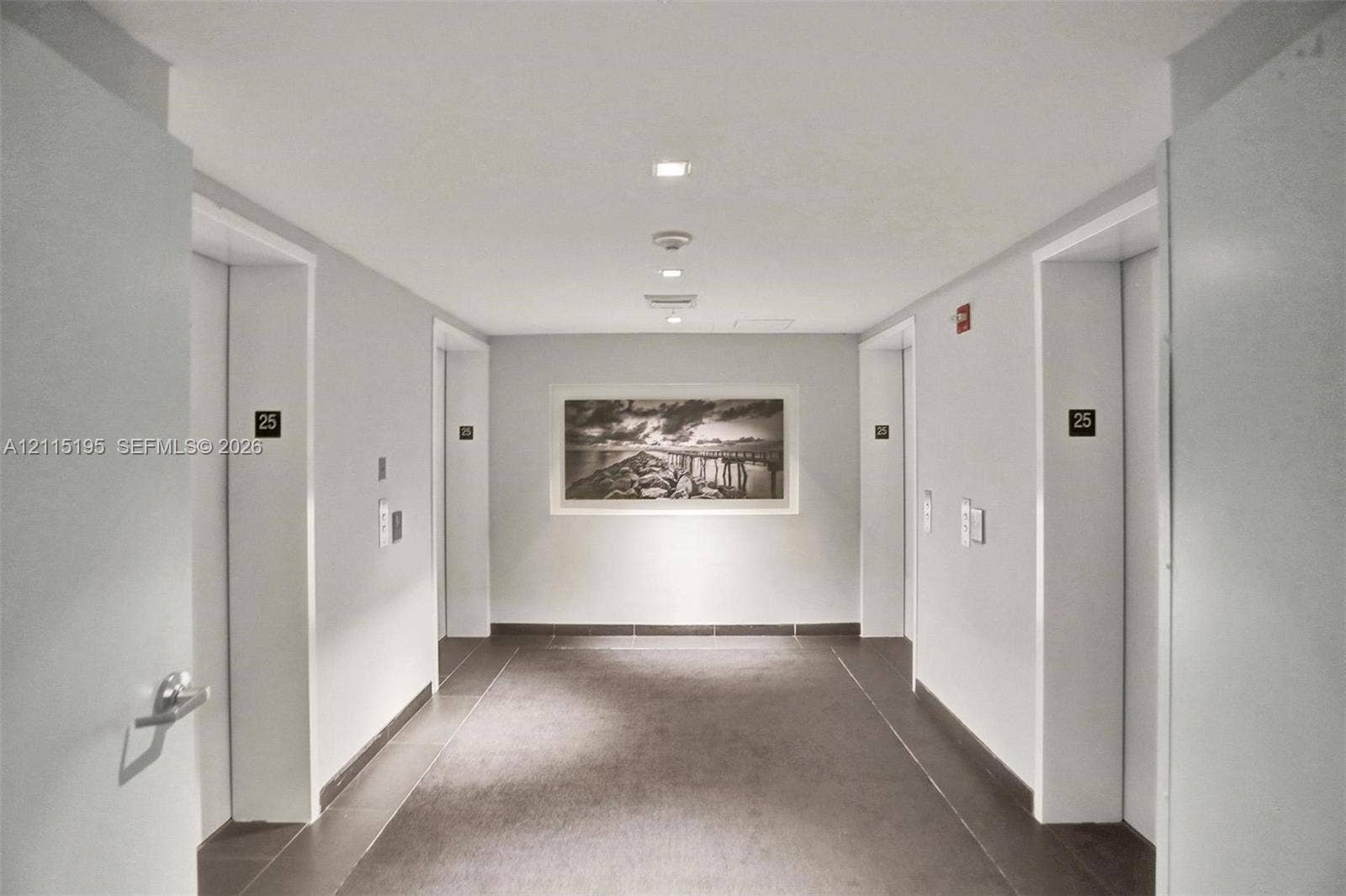335 S Biscayne Boulevard, #2501, Miami, Miami, FL 33131 Photo 23