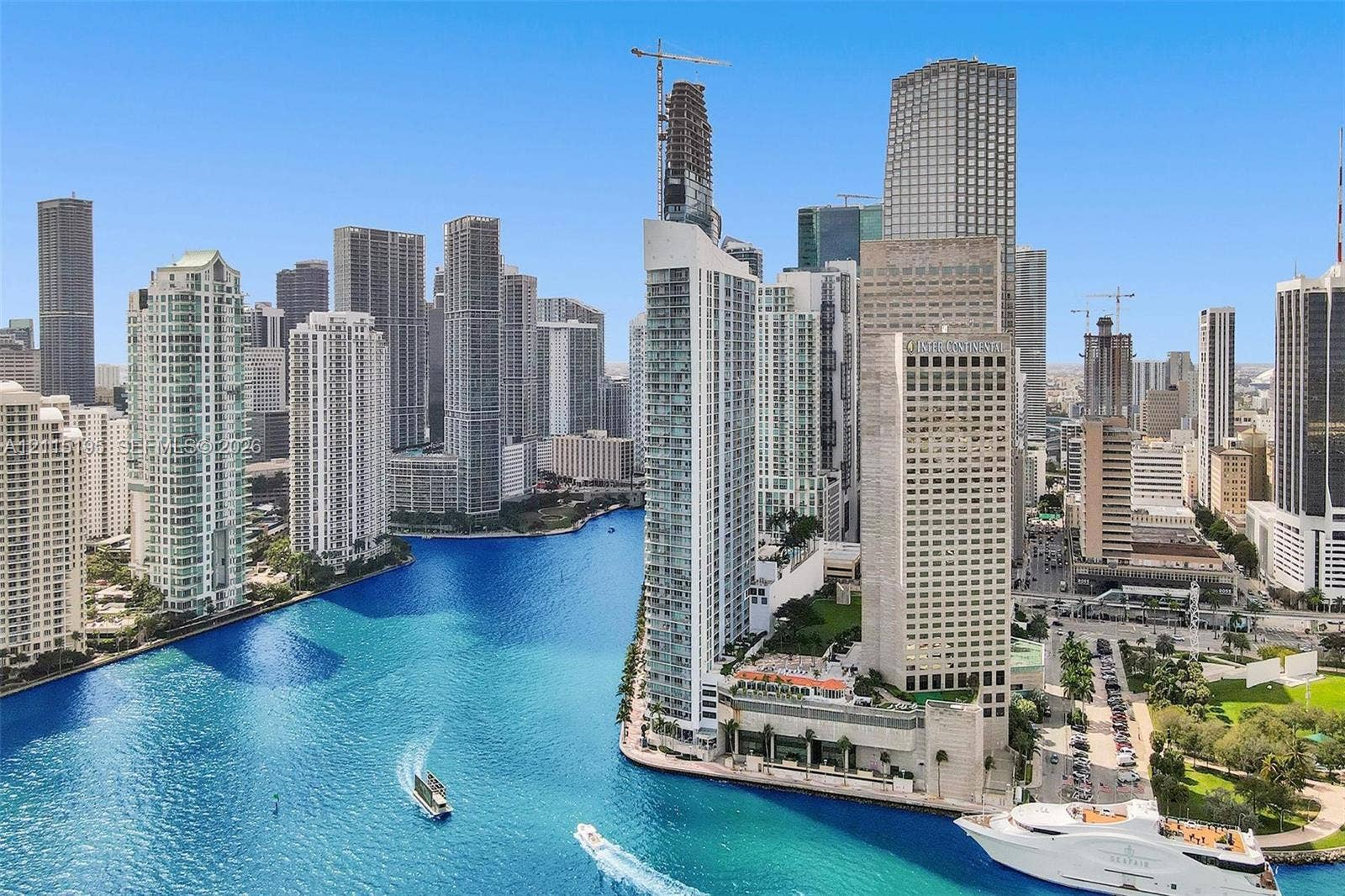 335 S Biscayne Boulevard, #2501, Miami, Miami, FL 33131 Photo 33