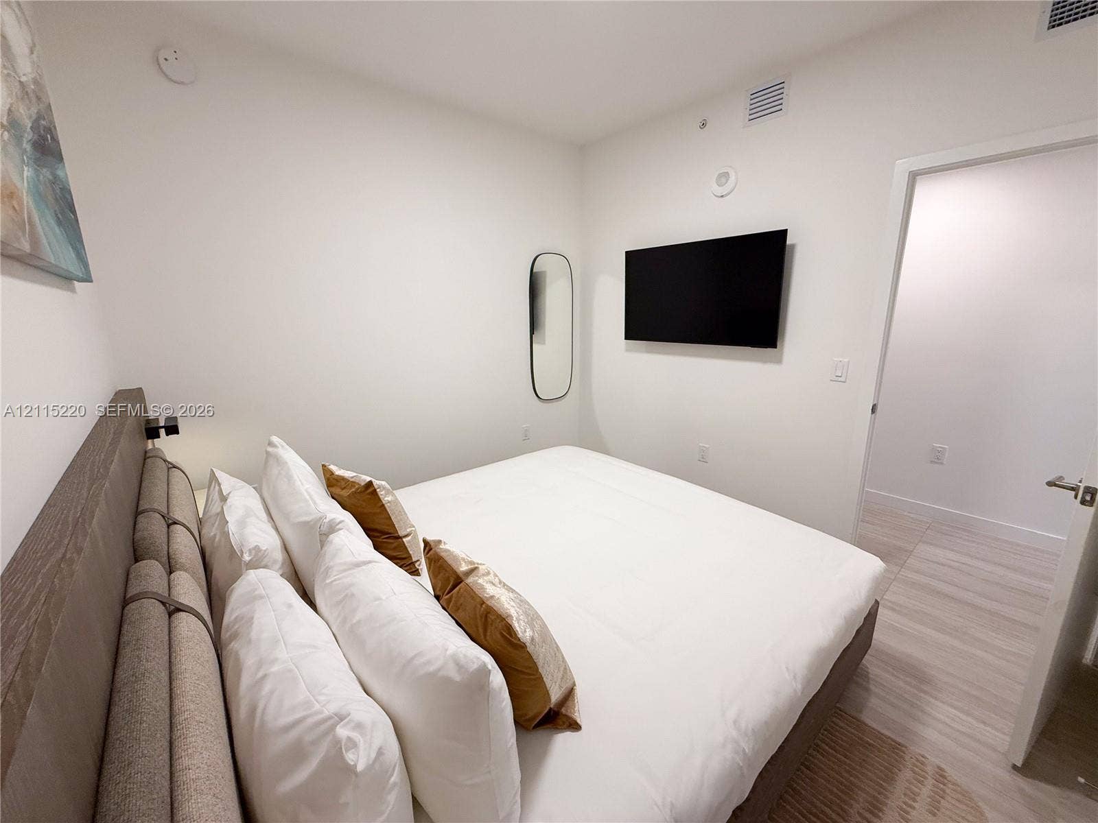 580 72nd Street, #1103, Miami Beach, FL 33141 Photo 5