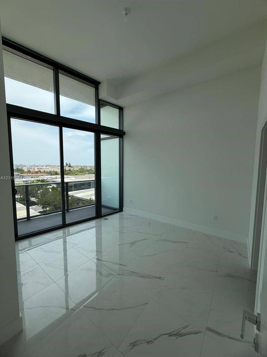 1170 E Hallandale Beach Boulevard, #607, Hallandale Beach, Hallandale Beach, FL 33009 Photo 7