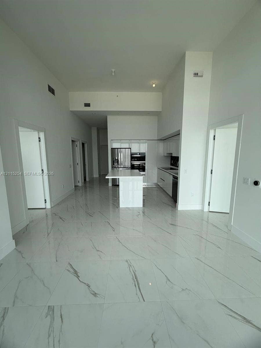 1170 E Hallandale Beach Boulevard, #607, Hallandale Beach, Hallandale Beach, FL 33009 Photo 4