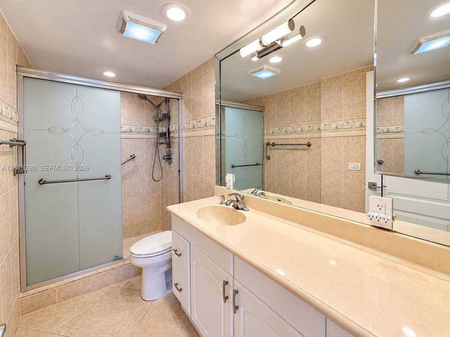 250 174th Street, #1704, Sunny Isles Beach, FL 33160 Photo 28