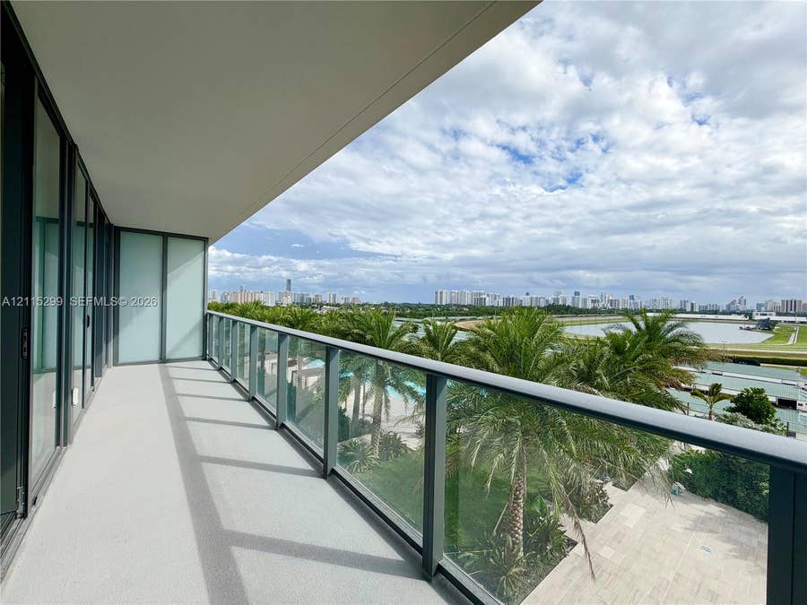 Property photo for 1170 E Hallandale Beach Boulevard, #811, Hallandale Beach, FL