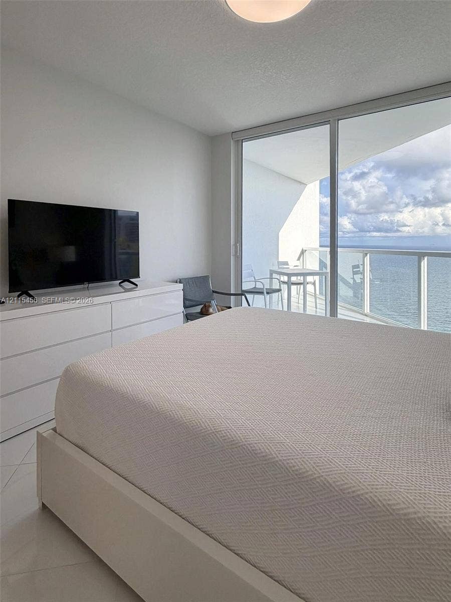 16699 Collins Avenue, #3101, Sunny Isles Beach, FL 33160 Photo 42