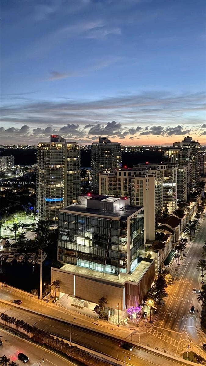 16699 Collins Avenue, #3101, Sunny Isles Beach, FL 33160 Photo 9