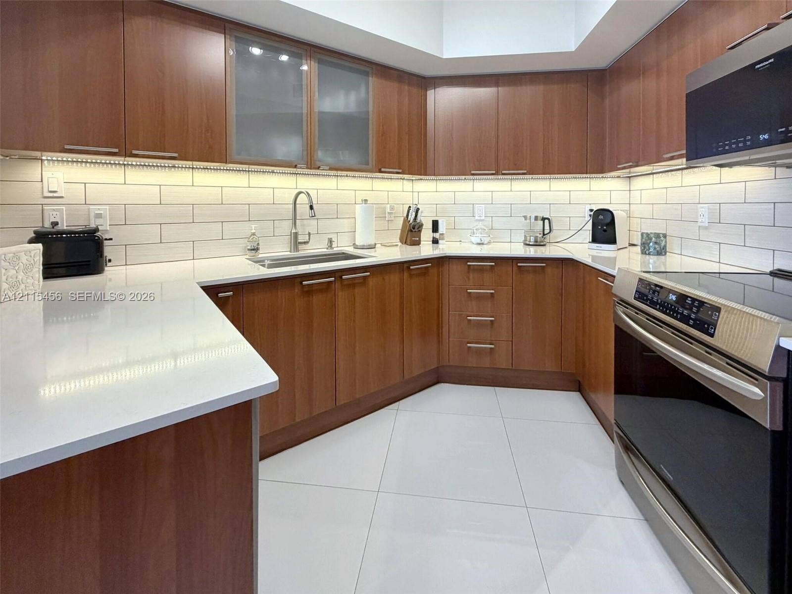 16699 Collins Avenue, #3101, Sunny Isles Beach, FL 33160 Photo 18