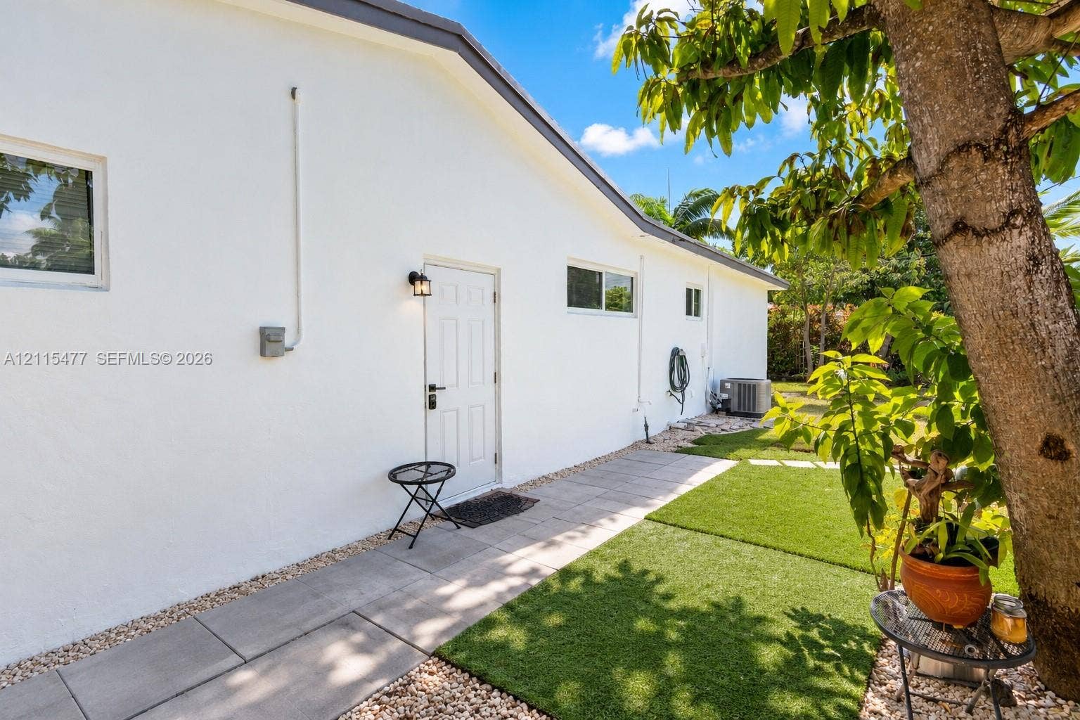 2510 NE 208th Terrace, Miami, FL 33180 Photo 28