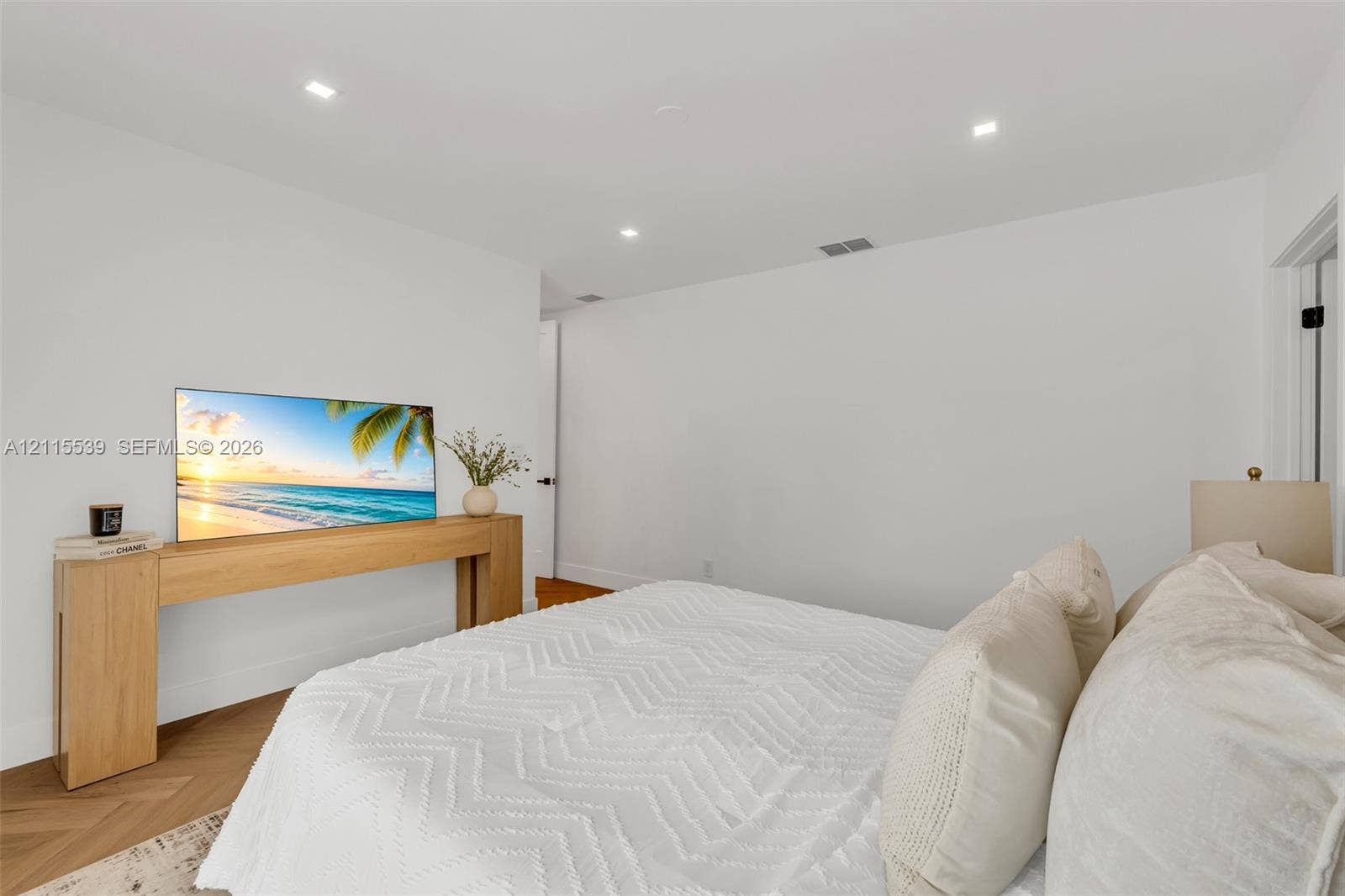 381 SE 6th Terrace, Pompano Beach, FL 33060 Room featuring herringbone wood-finish flooring and recessed lighting