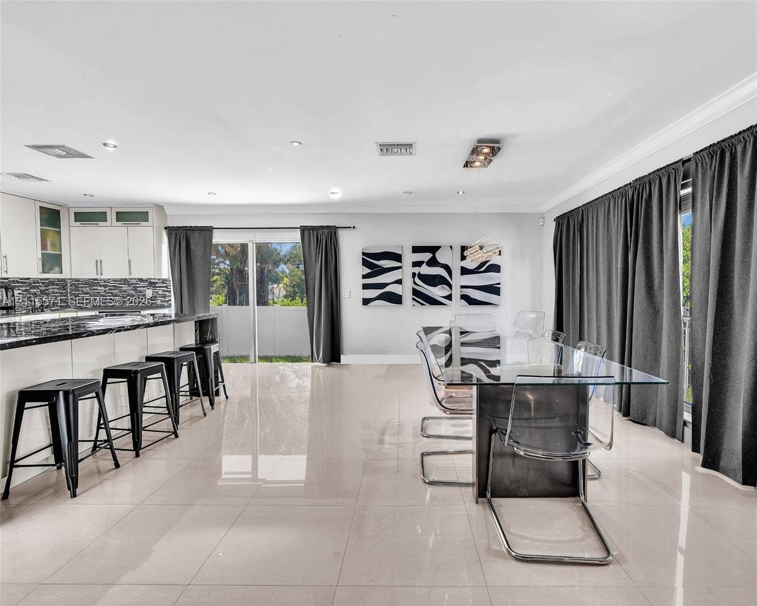 2001 NE 122nd Road, North Miami, FL 33181 Photo 9