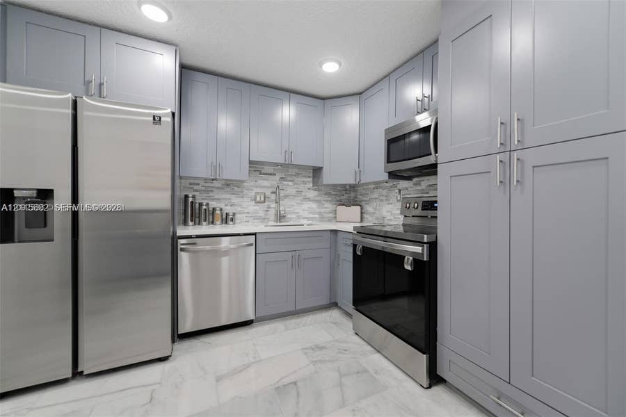 Property photo for 3161 S Ocean Drive, #902, Hallandale Beach, FL
