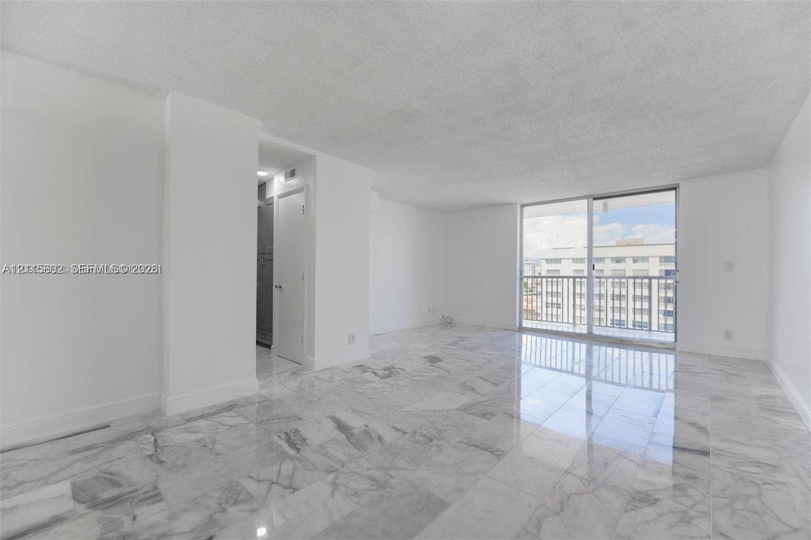 3161 S Ocean Drive, #902, Hallandale Beach, Hallandale Beach, FL 33009 Photo 5