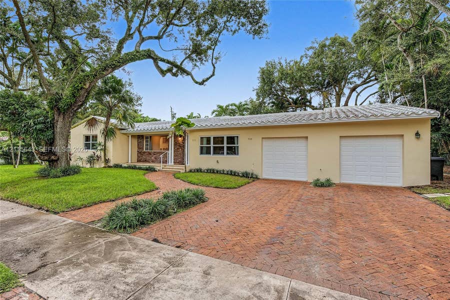 Property photo for 508 N Castania Avenue, Coral Gables, FL