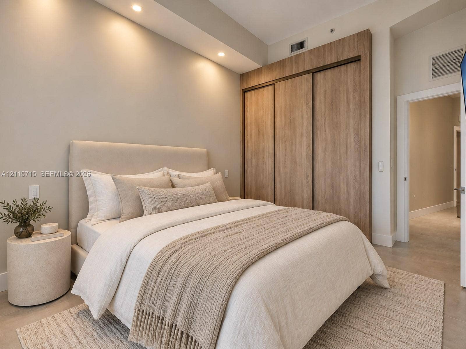 2001 Meridian Avenue, #514, Miami Beach, Miami Beach, FL 33139 Built-in floor-to-ceiling wood-finish closet system, recessed ceiling lighting, and smooth-finish concrete flooring