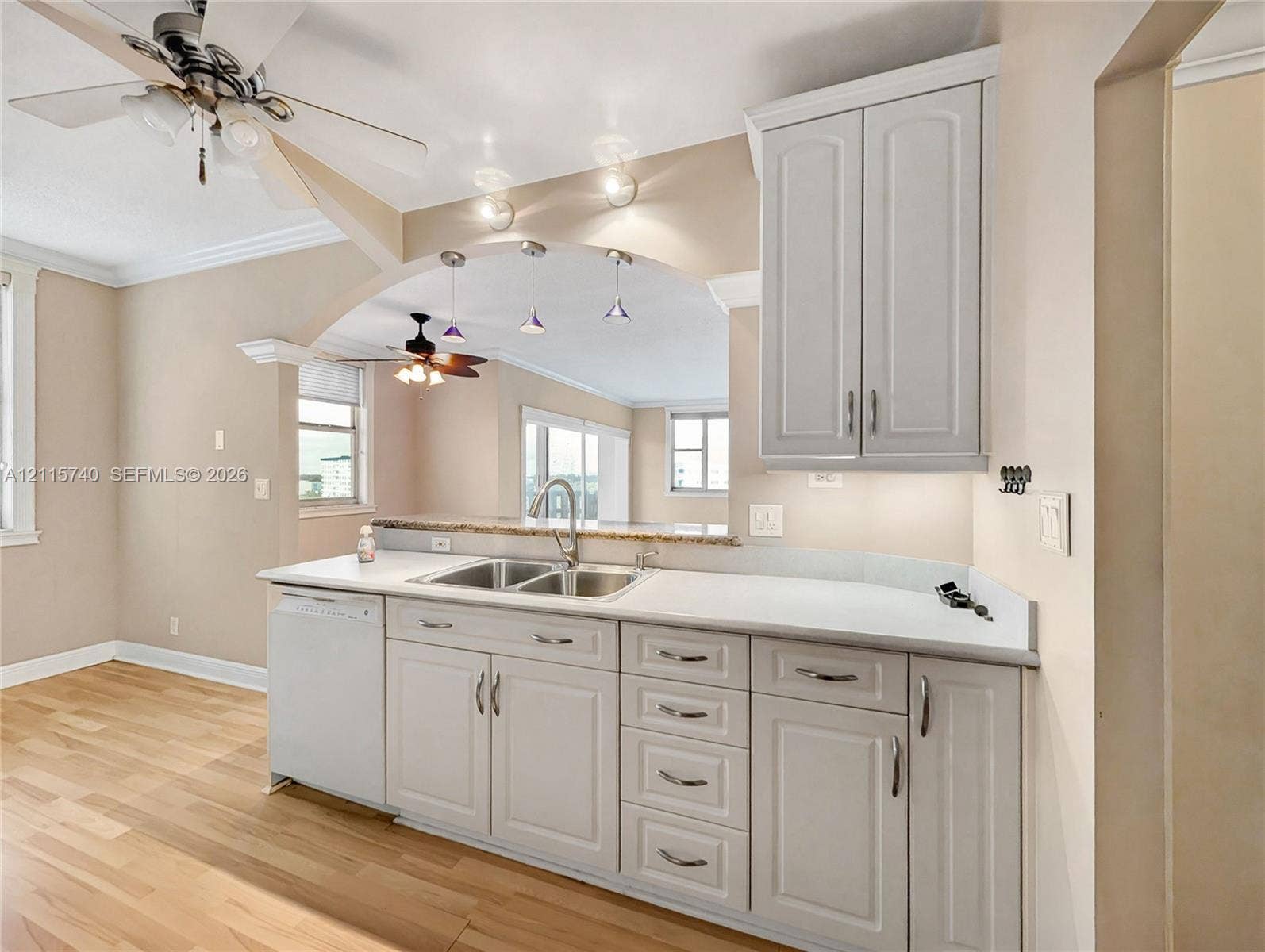 4330 Hillcrest Drive, #1019, Hollywood, FL 33021 Photo 12