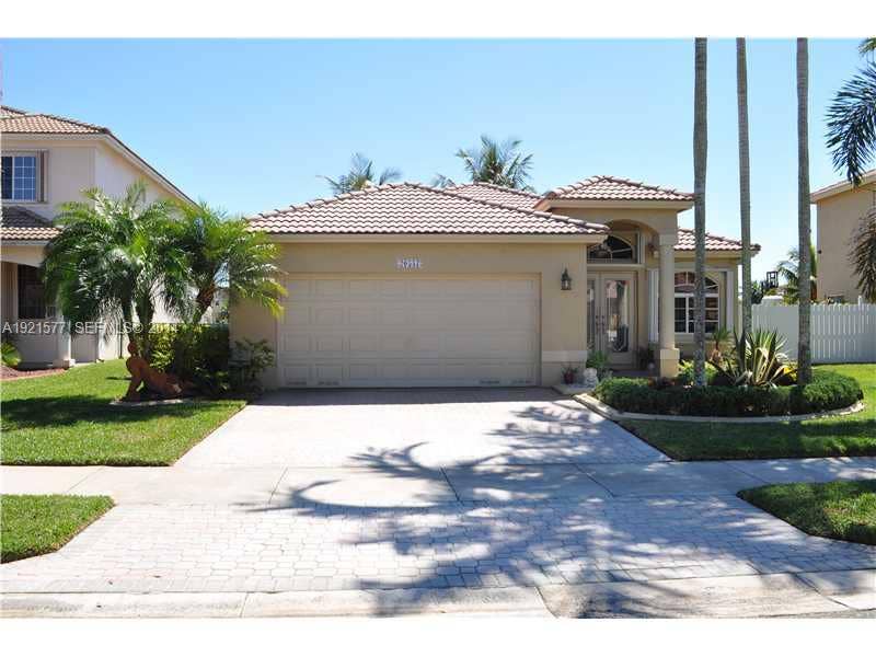 Property photo for 20557 SW 2 Street, Pembroke Pines, FL