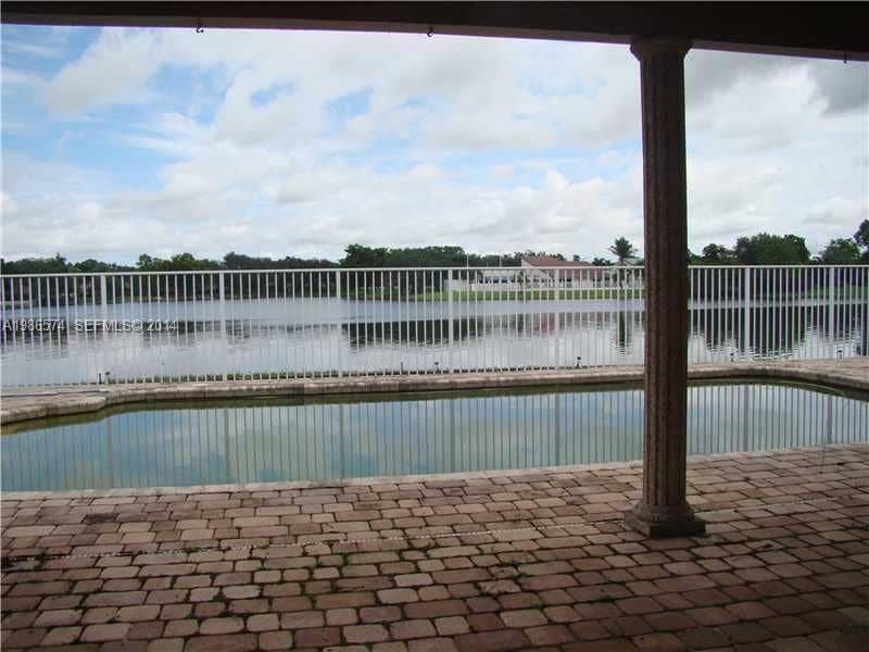 Property photo for 11611 Sunfish Way, Cooper City, FL