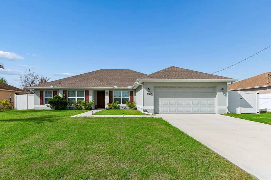 Property photo for 1862 SW Monterrey Lane, Port St Lucie, FL