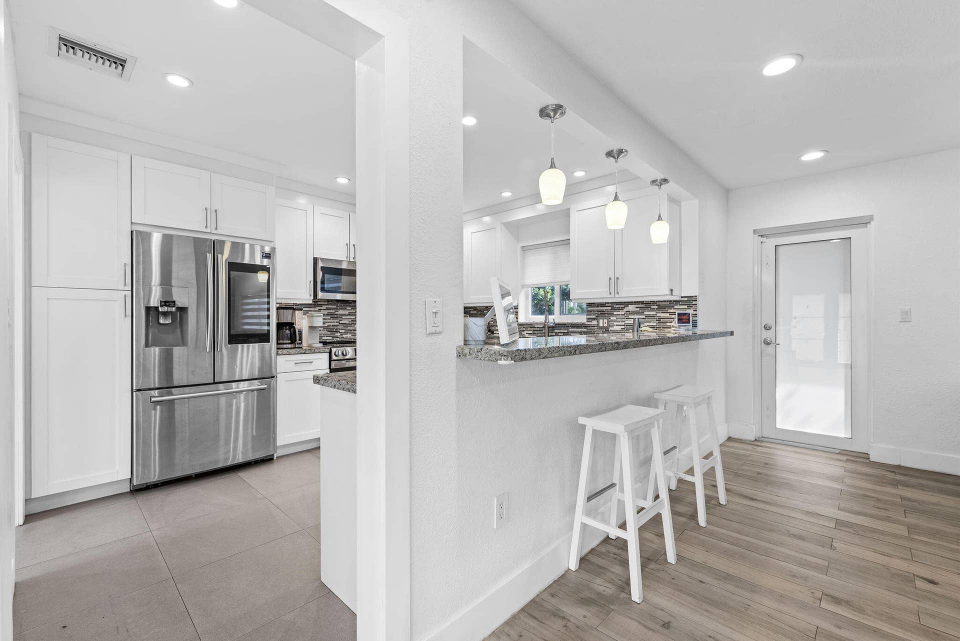 409 N 14th Avenue, Hollywood, FL 33020 409 N 14th Avenue, Hollywood, FL 33020