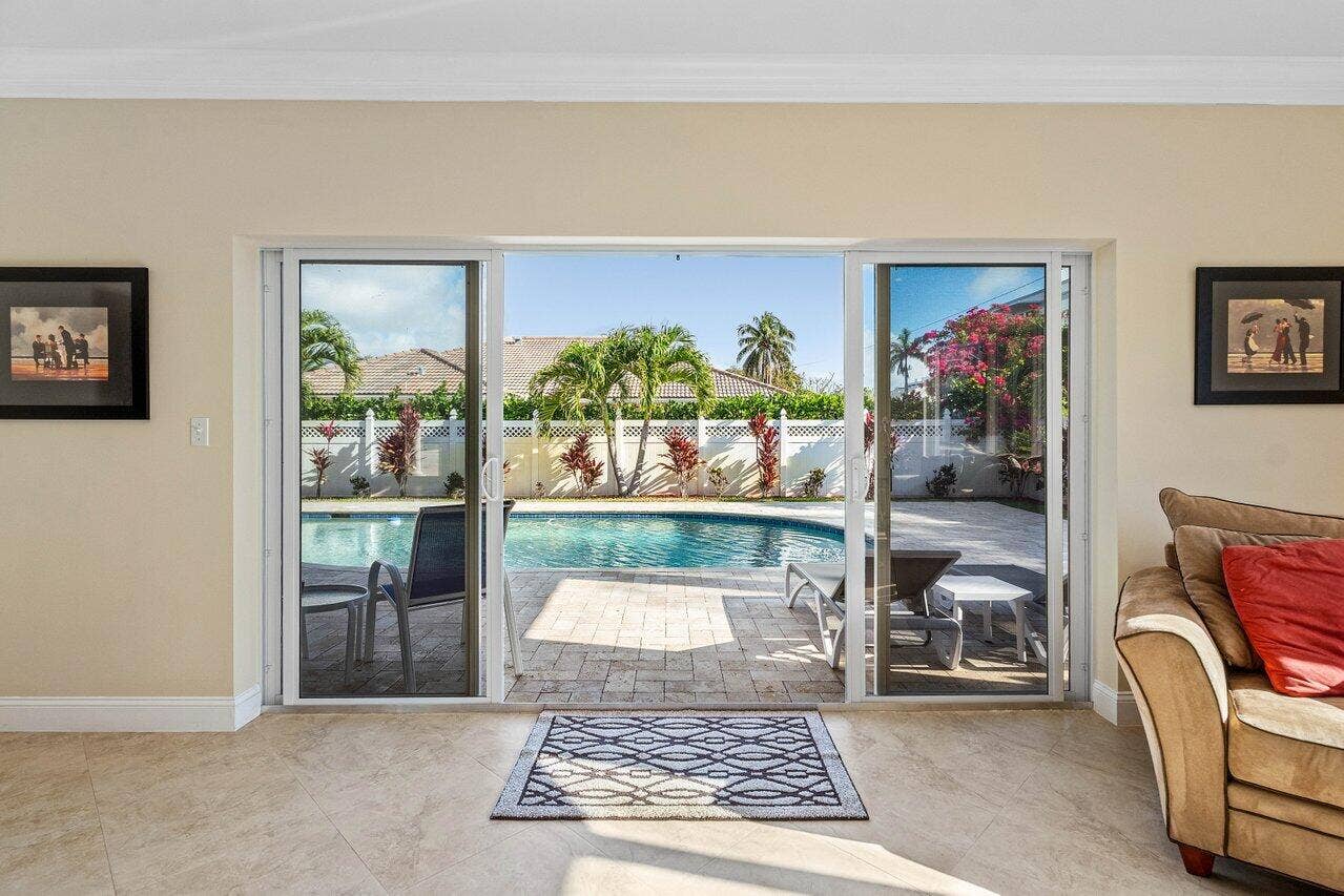 899 S Granada Drive, Boca Raton, FL 33432 899 S Granada Drive, Boca Raton, FL 33432