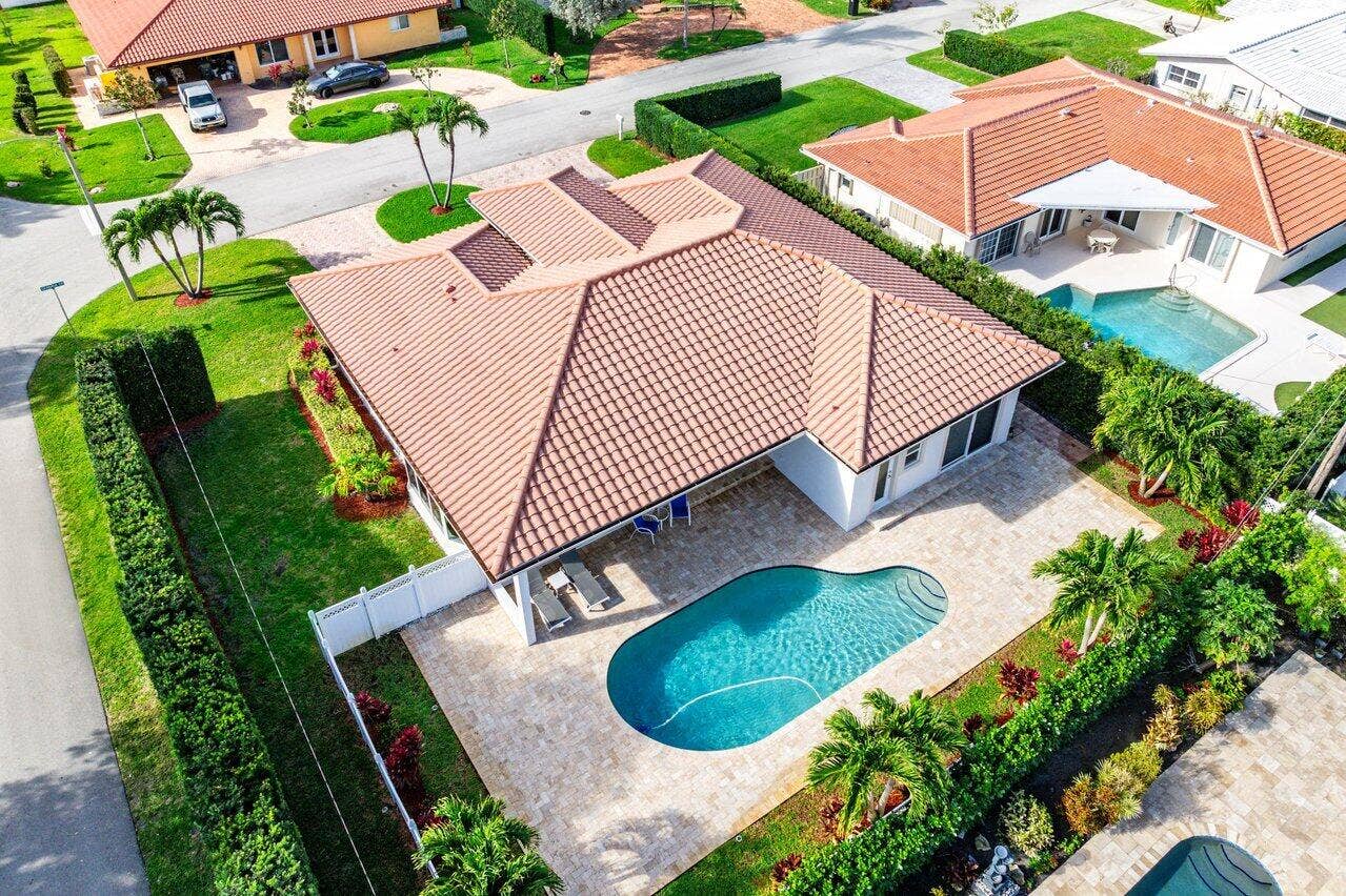 899 S Granada Drive, Boca Raton, FL 33432 899 S Granada Drive, Boca Raton, FL 33432