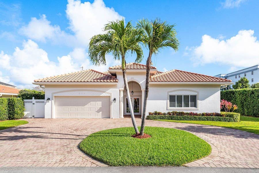 Property photo for 899 S Granada Drive, Boca Raton, FL