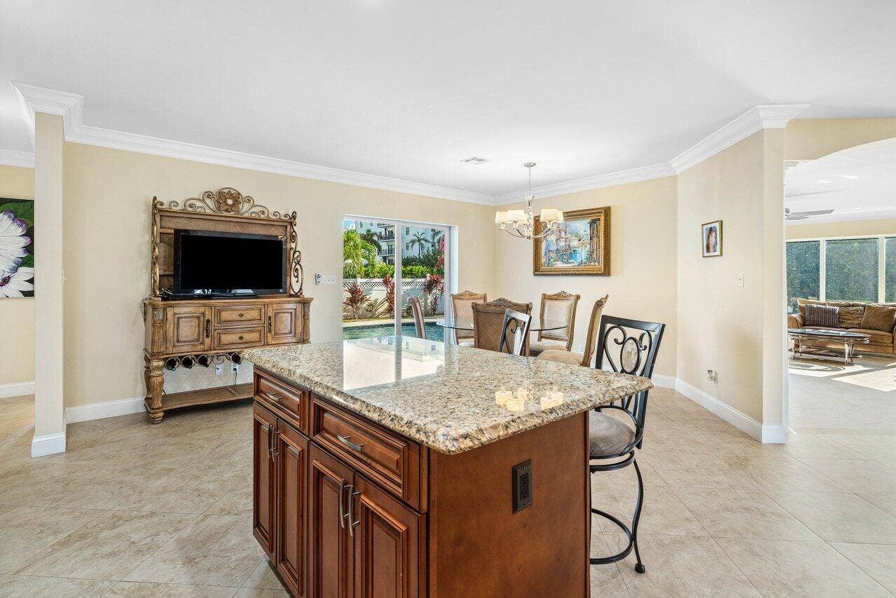 899 S Granada Drive, Boca Raton, FL 33432 899 S Granada Drive, Boca Raton, FL 33432