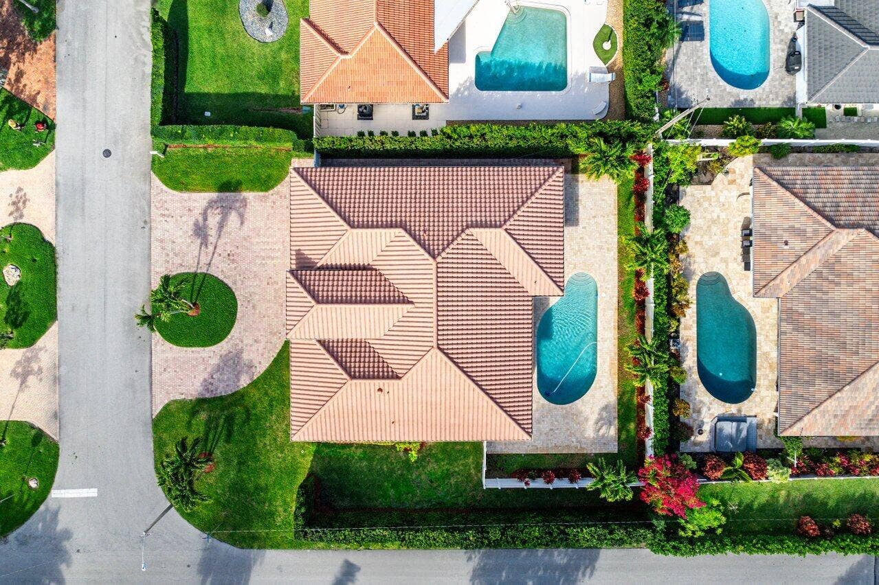 899 S Granada Drive, Boca Raton, FL 33432 899 S Granada Drive, Boca Raton, FL 33432