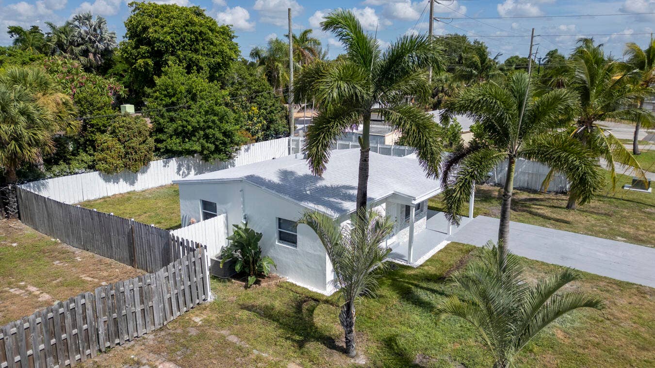 2533 NE 12th Terrace, Pompano Beach, FL 33064 DMB - 2533-46