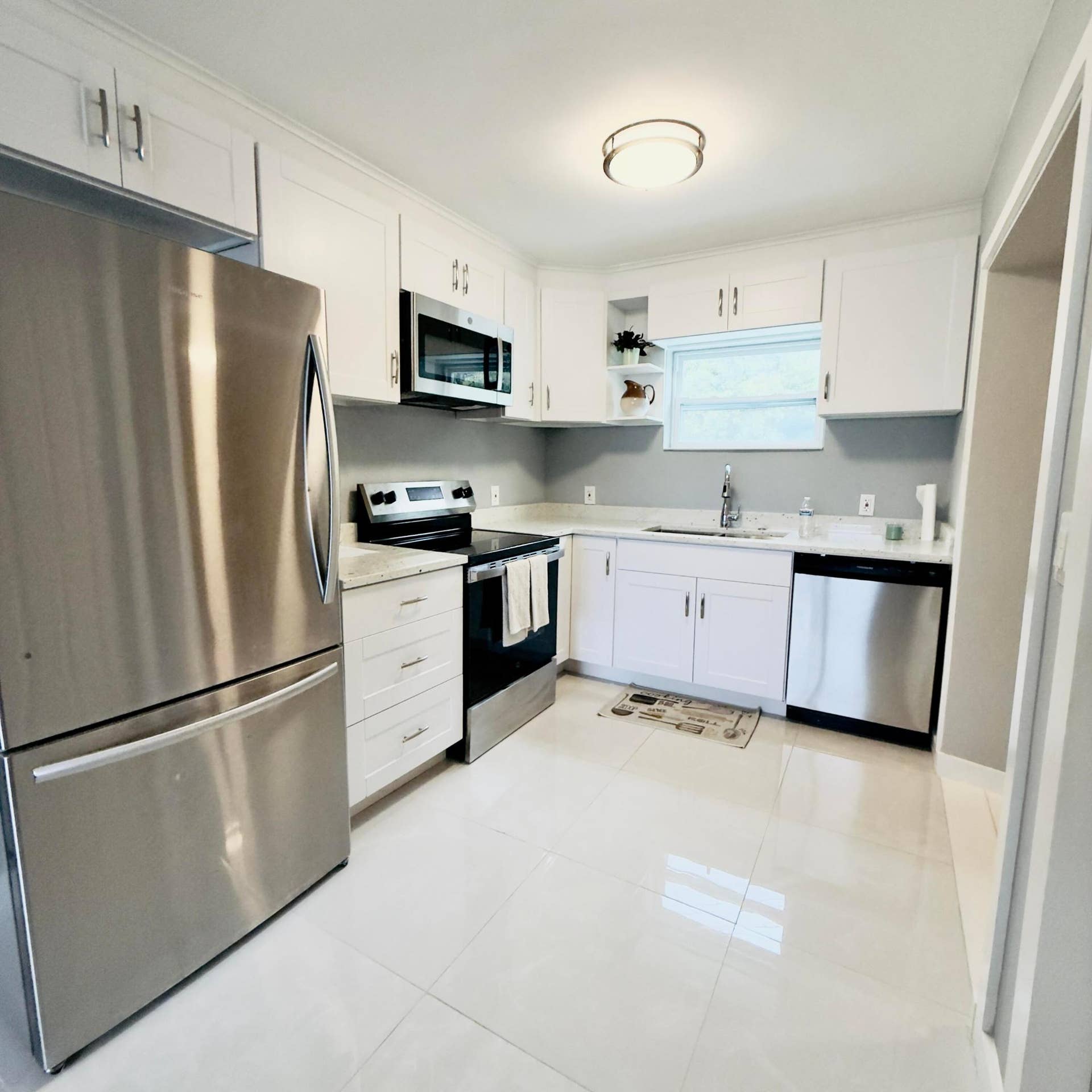 2533 NE 12th Terrace, Pompano Beach, FL 33064 IMG_7378