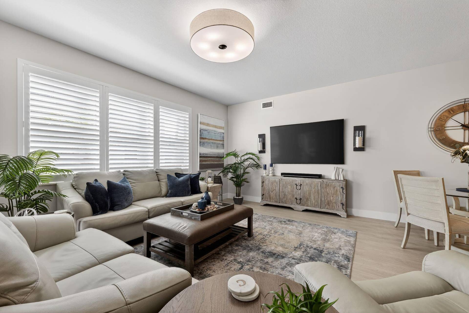 915 Bay Colony Drive S, Juno Beach, FL 33408 Living Room