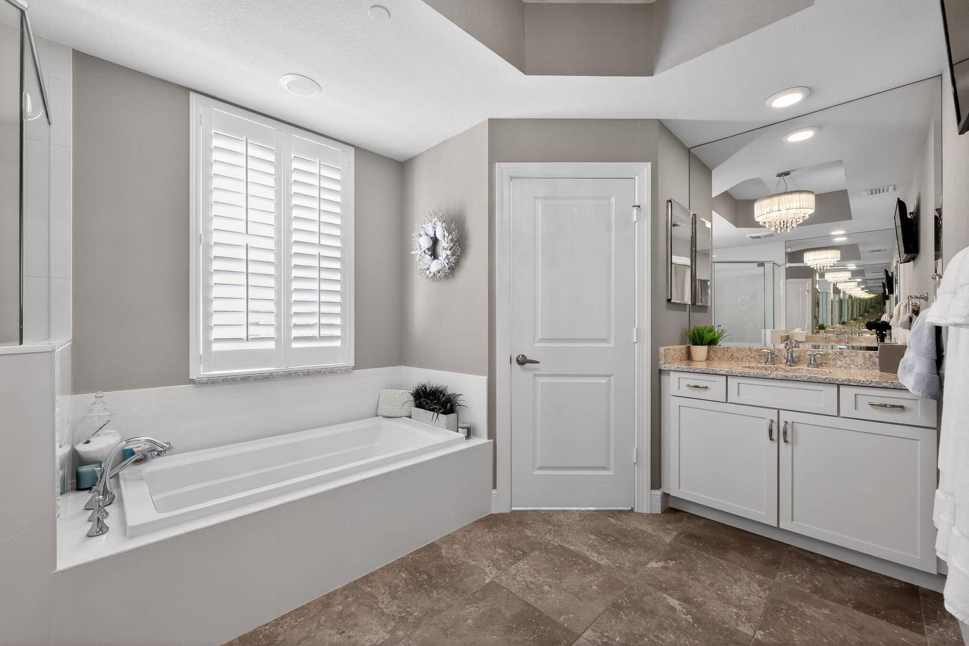 915 Bay Colony Drive S, Juno Beach, FL 33408 Bathroom