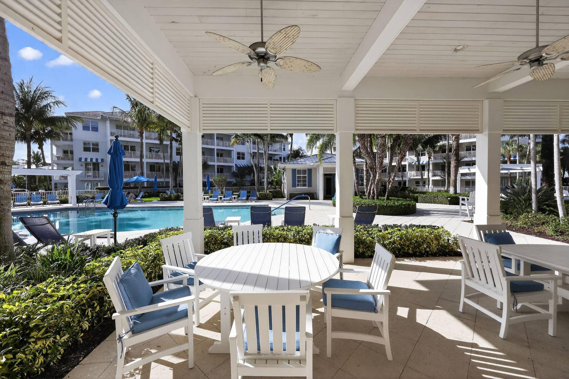 915 Bay Colony Drive S, Juno Beach, FL 33408 08_915_Bay_Colony_Dr_S_Juno_Beach_FL_334