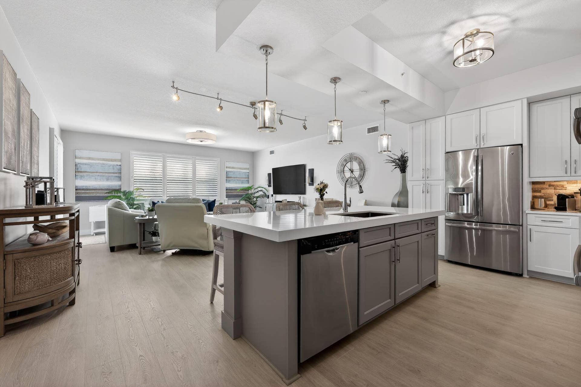 915 Bay Colony Drive S, Juno Beach, FL 33408 Kitchen