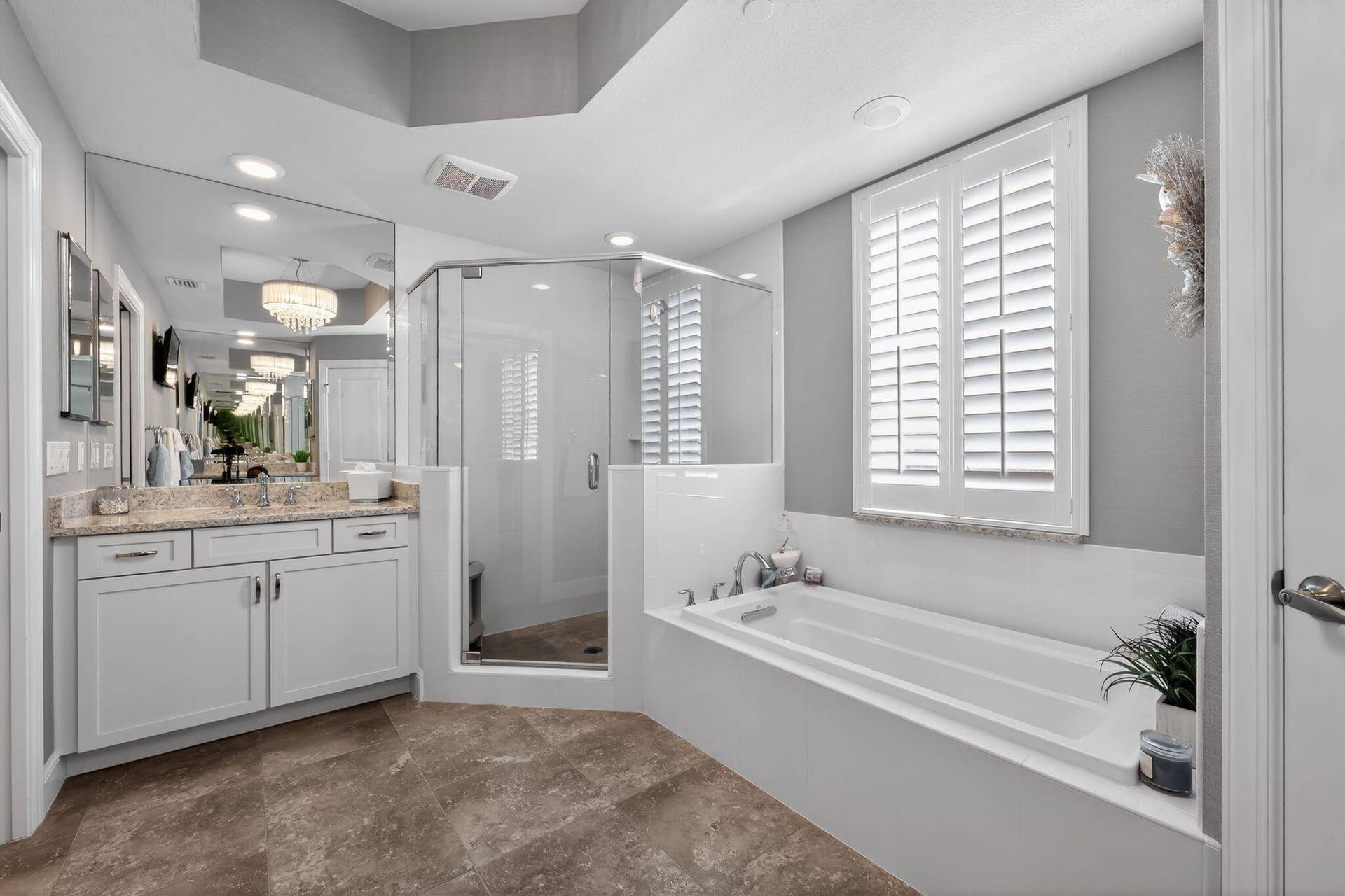 915 Bay Colony Drive S, Juno Beach, FL 33408 Bathroom
