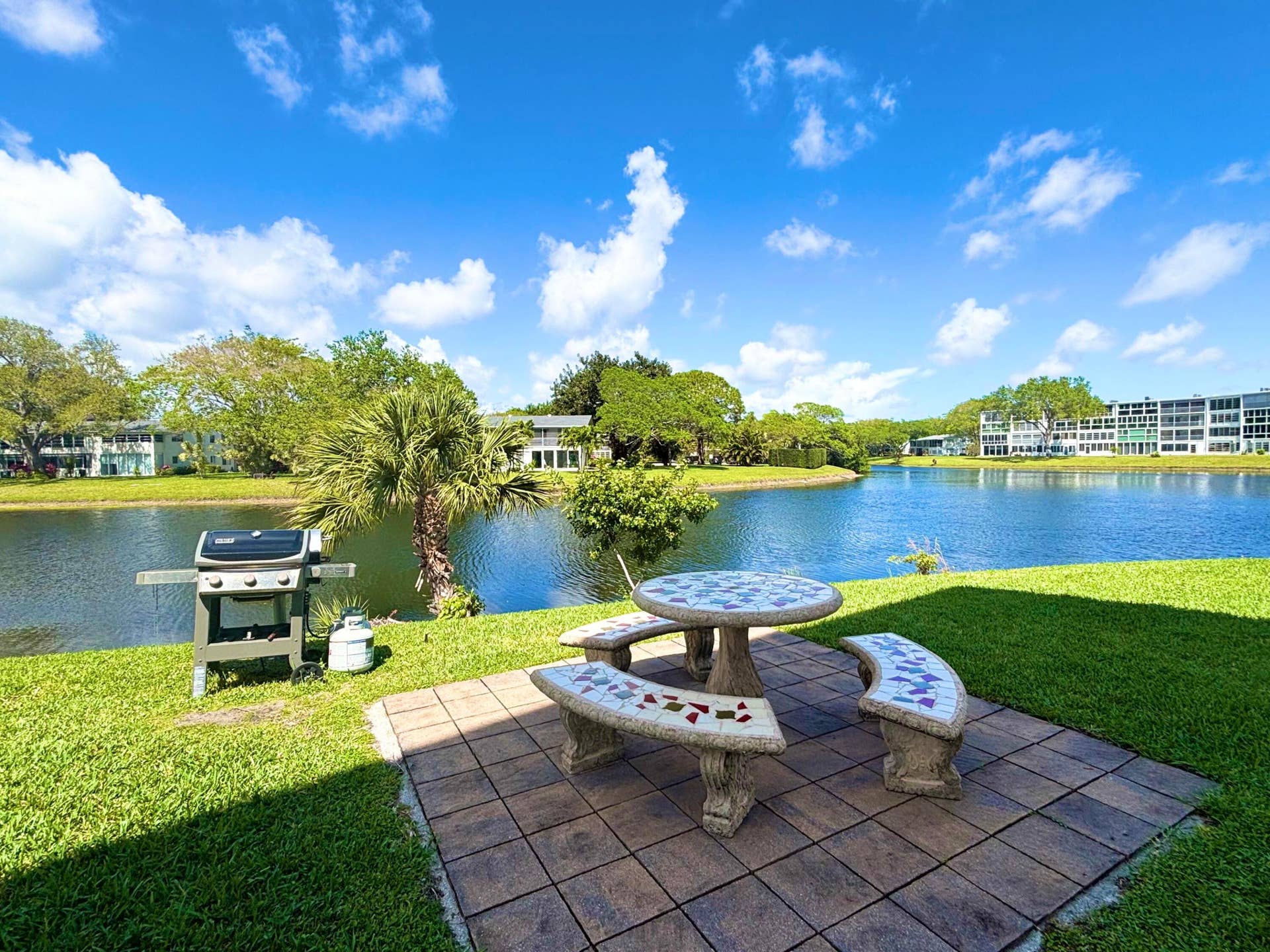 4015 Oakridge A, #4015, Deerfield Beach, FL 33442 BBQ Area