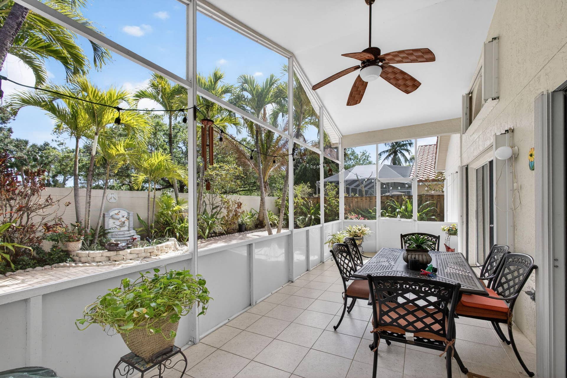 Screened-In Patio