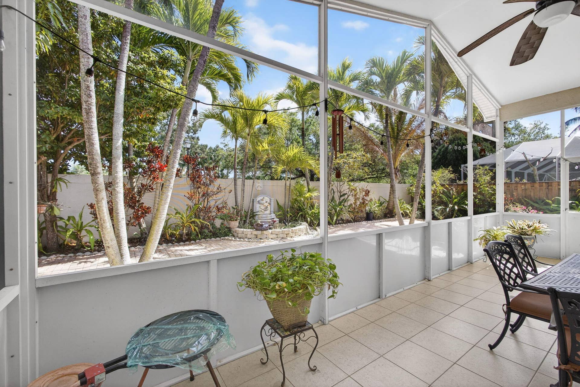 Screened-In Patio